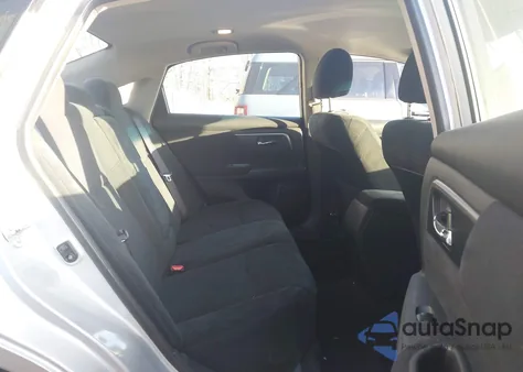 2015 Nissan Altima 2.5 Sv z USA, uszkodzony, nr VIN 1N4AL3AP9FC158388